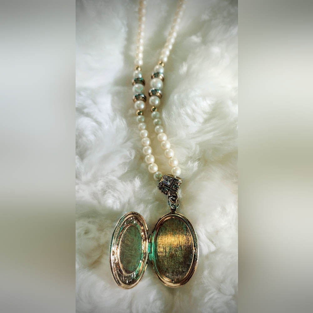 Vintage Necklace - Picture 3 of 4
